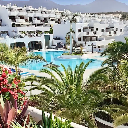 Adeje Paradise Family Адехе