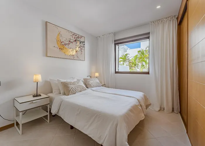 Adeje Paradise Family *