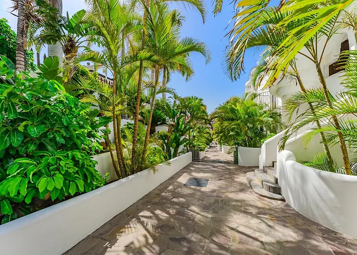 Adeje Paradise Family Апартаменты Адехе